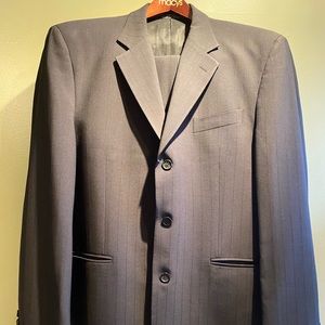 Men’s black suit by Claudio Morelli